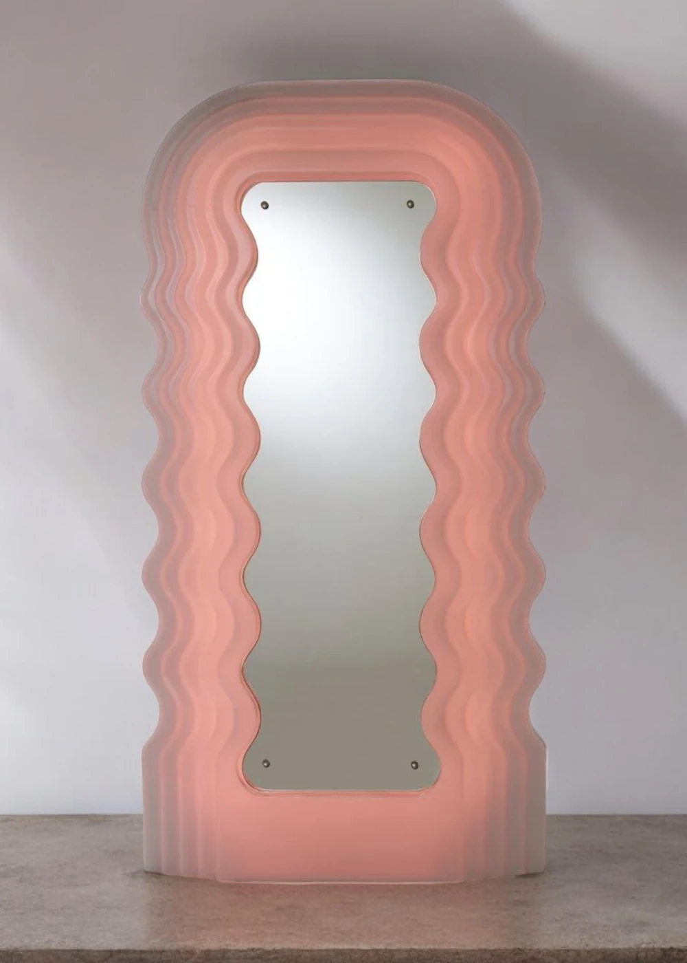 Sottsass - miroir Ultrafragola