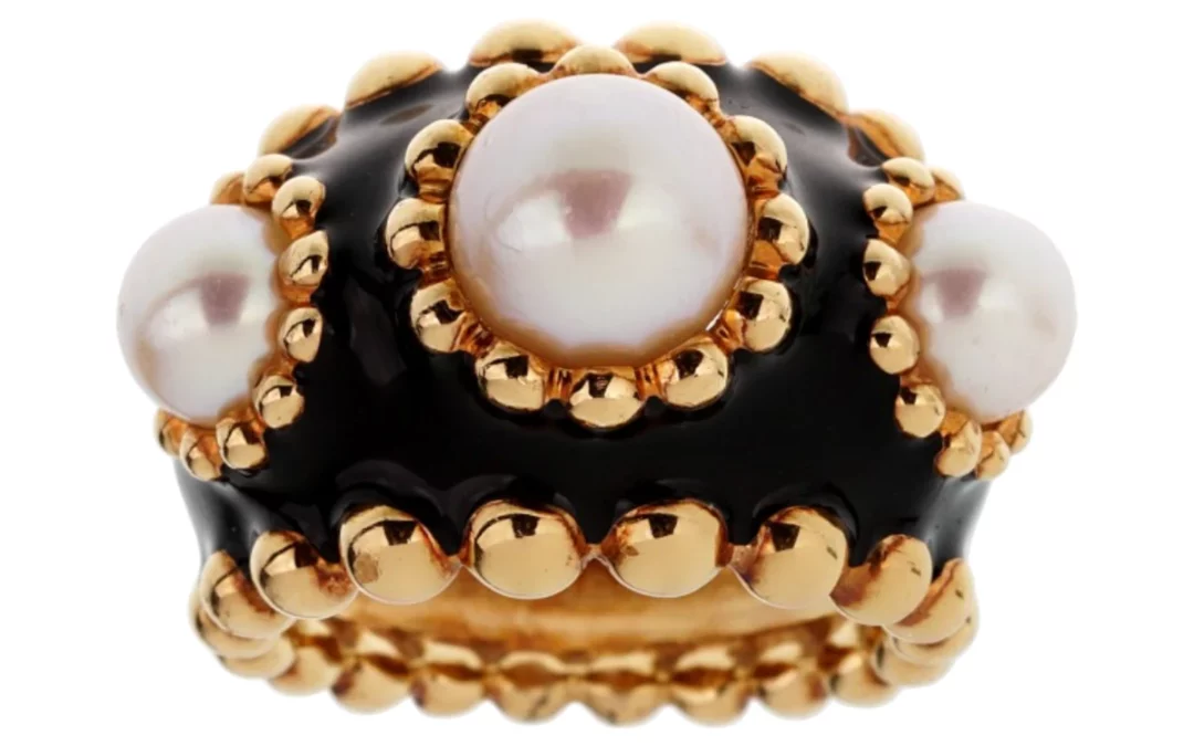 Tout savoir sur les Bijoux Chanel (Guide Complet 2024)