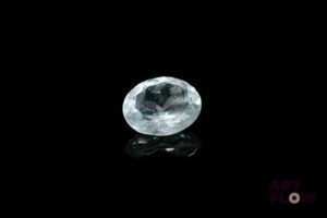 Aigue-marine ovale. Non chauffée. 2.93 cts. 10.8mm x 9.0mm