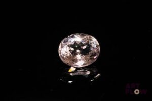 Amétrine ovale. Jolie couleur. 3.60 cts. 10.7mm x 9.0mm