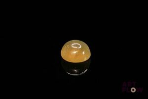 Apatite cabochon rond. Non chauffé. 2.82 cts. 8.0mm