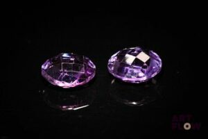 Appairage d'améthystes rondes briolettes. 6.19 cts. Diam. moy.: 10.0mm