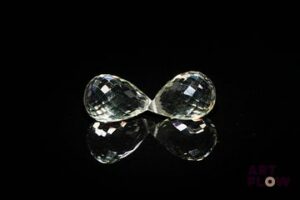 Appairage d'améthystes vertes (prasiolite) briolettes. 9.70 cts. Dims. moy.: 12.0mm x 8.0mm