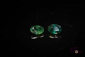 Appairage de saphirs ovales. 2.18 cts. Dims. moy.: 7.3mm x 5.0mm