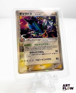 Carte Pokémon Gardevoir δ (Delta Species) (Léviathor) 024/052 – Holographique – sous sleeve Série du bloc EX : Miracle Crystal. Holon Phantom – japonaise (2006). Carte en japonais.