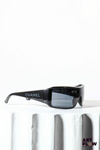 CHANEL Paire de lunettes Petites rayures