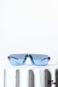 CHRISTIAN DIOR Paire de lunettes Légères rayures et accident sur le verre