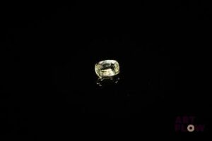 Diaspore coussin. VVS. 0.36 ct. 4.8mm x 3.3mm