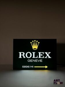 Enseigne lumineuse Rolex Dimensions : 35 x 50 cm Fonctionnelle