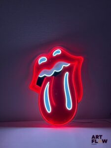 Enseigne lumineuse Rolling Stones - langue Dimensions : 60 x 48 cm Fonctionnelle