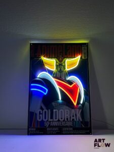 Enseigne néon sur plexiglass Goldorak Dimensions : 60 x 40 Fonctionnelle