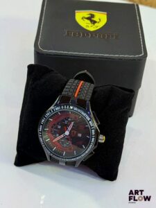 Ferrari Montre Sport SF.28.1.29 Diamètre boîtier : 4.50cm État proche du neuf - nouvelle pile Water resistant 3ATM - Expédition obligatoire.
