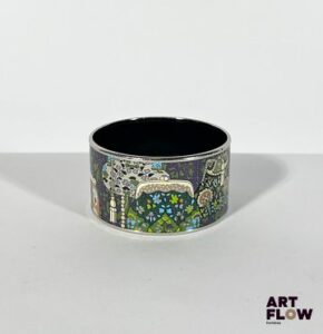 HERMÈS Modèle Cachemire de Tamara Bracelet manchette en métal et décor émaillé