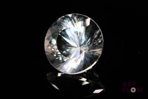 Important quartz incolore rond. 17.70 cts. 17.7mm