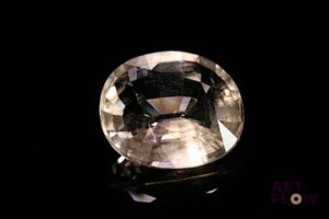 Importante amétrine pâle ovale. Probablement Brésil. 17.31 cts. 19.2mm x 17.0mm