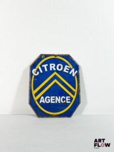 Plaque émaillée Citroen agence Dimensions : 25 x 20 cm Petits éclats et traces de rouille