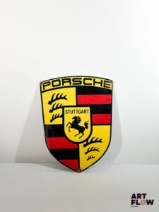 Plaque émaillée d'après Porsche Dimensions : 45 x 36 cm Petits éclats et traces de rouille