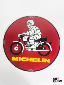 Plaque émaillée ronde Michelin Diamètre : 30 cm Petits éclats et traces de rouille Reproduction moderne