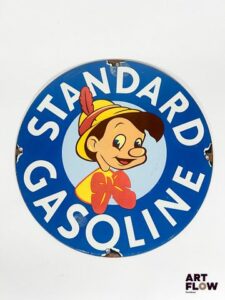 Plaque émaillée ronde Standard Gasoline Diamètre : 30 cm Petits éclats et traces de rouille Reproduction moderne
