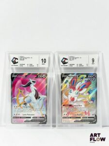 Réunion de 2 cartes Pokémon gradées du bloc de série Épée&Bouclier : - Nymphali 183/203 - Full Art - Évolution Celeste - CCC 9 (Neuf). - Arceus 165/172 - Full Art - Stars Étincelantes - CCC 10 (Neuf +). Cartes en français.