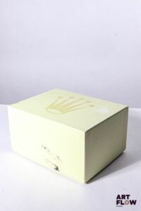 ROLEX Boîte et sur boîte, numérotée 39137.71 15 x 11,5 x 8 cm Accidents, tâches