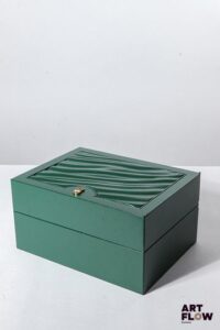 ROLEX Boîte, numérotée 39137.04 15 x 11,5 x 8 cm Accidents, tâches