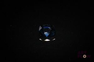 Saphir coussin. Probablement Australie. 1.20 ct. 6.7mm x 5.8mm