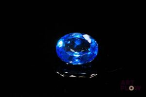Topaze ovale. Traitement de surface, VS. 4.50 cts. 11.0mm x 9.0mm