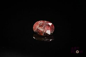 Tourmaline brune rose ovale. Inclusions. 2.07 cts. 9.0mm x 7.0mm
