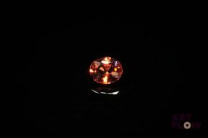 Zircon naturel cognac ovale. Probablement Tanzanie, non chauffé. 1.08 ct. 6.0mm x 5.0mm