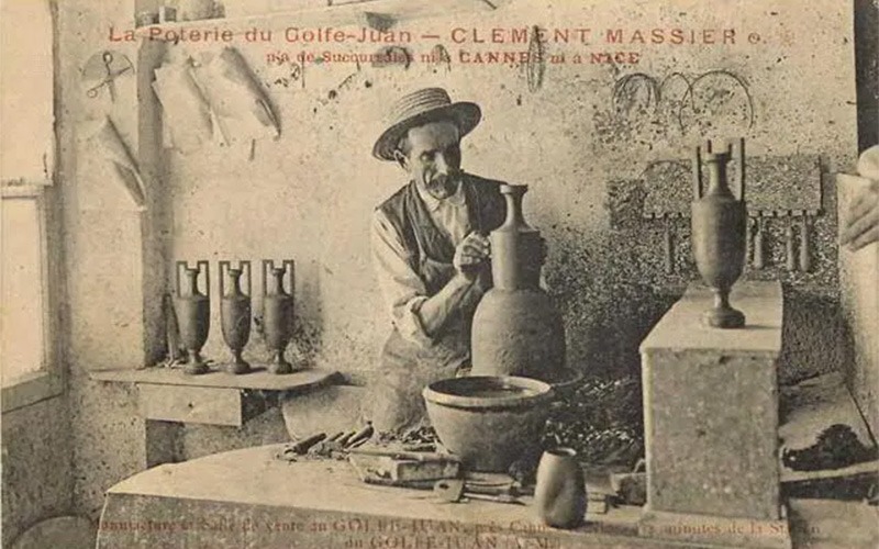 Clément Massier : histoire, œuvres et héritage du maître de la céramique irisée