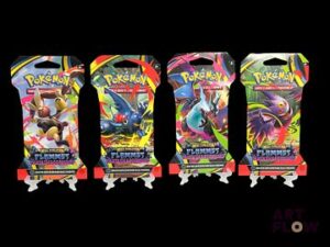 Réunion de 4 boosters Pokémon scellés sous blister cartonné. Série du bloc Méga-Evolution : Flammes fantasmagoriques (ME02). Artset présent, en français