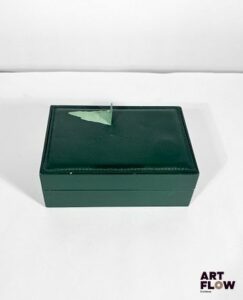 ROLEX Boîte numérotée 68.00.01 5 x 14 x 10 cm env. En l'état (usures, manques, traces et taches)