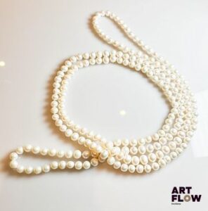 Sautoir en perles de culture. longueur : 83 cm environ