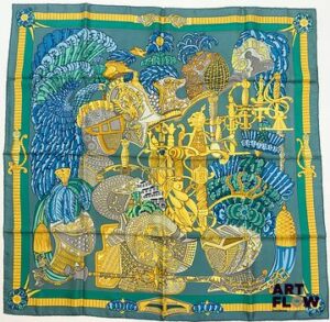 HERMÈS Modèle "Armets en Panache" Carré en twill de soie d'après Annie FAIVRE 90 x 90 cm Très bon état général. Infimes fils tirés en bordure
