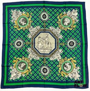 HERMÈS Modèle "La Treille" Carré en twill de soie d'après Maurice TRANCHANT 90 x 90 cm Très bon état général malgré quelques infimes taches sur les bords
