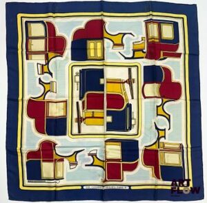 HERMÈS Modèle "Les Coupés" d'après un dessin de Françoise DE LA PERRIERE Carré en twill de soie à bordure marine 90 x 90 cm En l'état (taches, décolorations..)