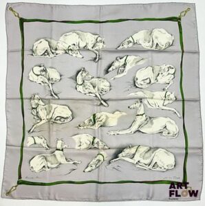 HERMÈS Modèle "Lévriers" Carré en twill de soie d'après Xavier DE PORET 90 x 90 cm Salissures Avec boite