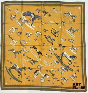 HERMÈS Modèle "Raconte-Moi le Cheval" Carré en twill de soie d'après Dimitri RYBALTCHENKO 90 x 90 cm Petite tache