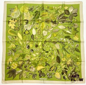 HERMÈS Modèle "Tourbillon" Carré en twill de soie d'après Christiane VAUZELLES 90 x 90 cm Très bon état général, malgré quelques usures conformes à l'âge de la pièce