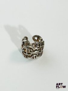 HERMÈS Paris Modèle "Chaine d'encre enchainée" Bague en argent 925° Signée TDD : 50 Poids : 12,46 g Avec facture Dans son pochon