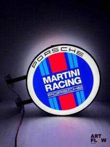 Caisson lumineux Porsche Martini Racing Avec fixation murale Diamètre 40 cm Longueur avec fixation 51 cm Fonctionnelle, avec alimentation