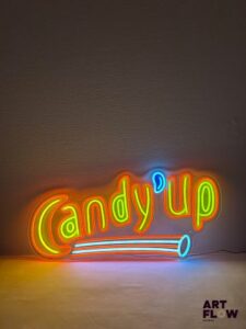 Enseigne lumineuse Candy'Up Dimensions : 32 x 72 cm Fonctionnelle