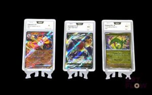 Ensemble comprenant 3 cartes Pokemon gradées : Dracaufeu 006/165 PCA 9 Rayquaza 127/193 PCA 9,5 Carchacrok 079/067 PCA 9,5 En japonais