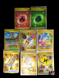 Ensemble comprenant 8 cartes Pokémon : Gold dresseur En français Sous sleeve Etat global near mint