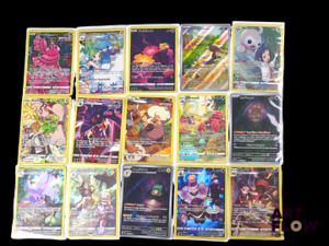 Ensemble de 15 cartes Pokémon - Alternative Rare. Séries diverses Certaines en double, triple et plus Cartes en état global near mint Sous sleeve En Français
