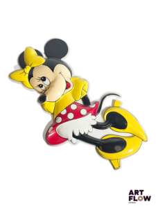 Lot de 4 personnages décoratifs en plastique de l'univers Disney En l'état H env 65 cm
