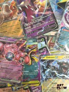 Lot d'environ 100 cartes Ultra Rares Diverses séries et raretés Contient des doubles En l'état