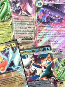Lot d'environ 100 cartes Ultra Rares Diverses séries et raretés Contient des doubles En l'état
