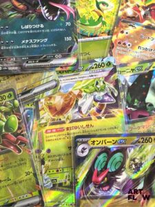 Lot d'environ 200 cartes Pokémon ultra rares - blocs et séries diverses, notamment MEGA/E&V/E&B Etat global excellent sous sleeve Certaines en double, triple et plus En Japonais
